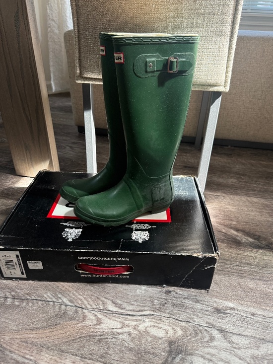Hunter Shoes - Vintage Hunter Original Green Boot 7
